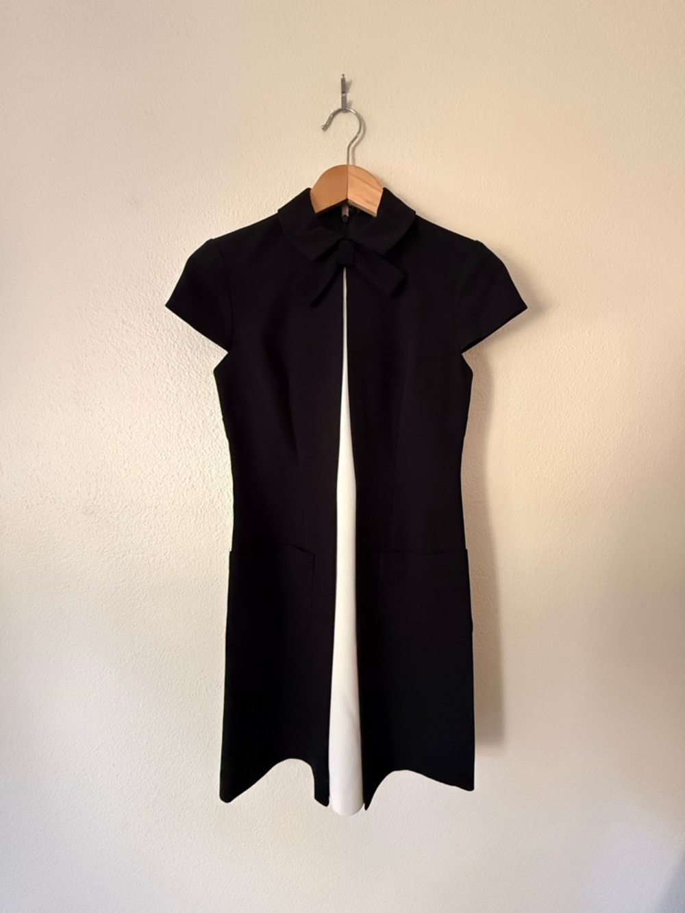 Jill Stuart Tie-Front Short Sleeve Dress with White Center Panel
